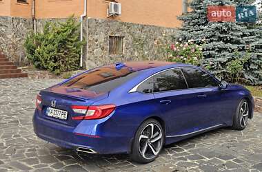Седан Honda Accord 2019 в 