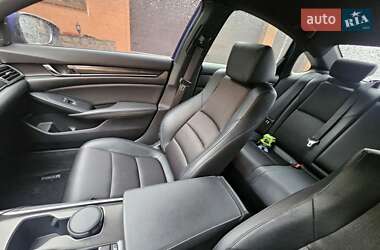 Седан Honda Accord 2019 в 