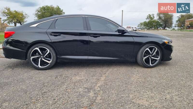 Седан Honda Accord 2022 в Белгороде-Днестровском
