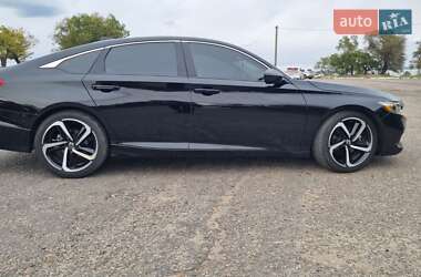 Седан Honda Accord 2022 в 