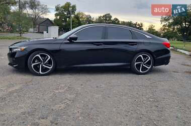 Седан Honda Accord 2022 в 