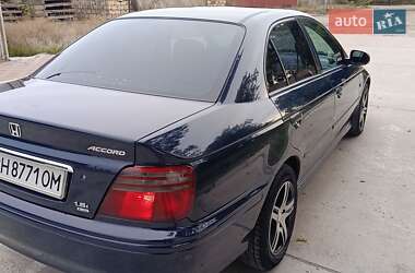 Седан Honda Accord 1999 в 