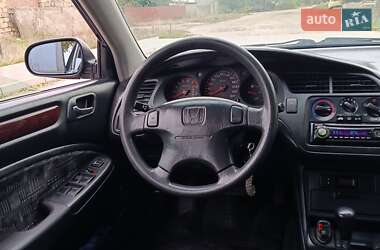 Седан Honda Accord 1999 в 