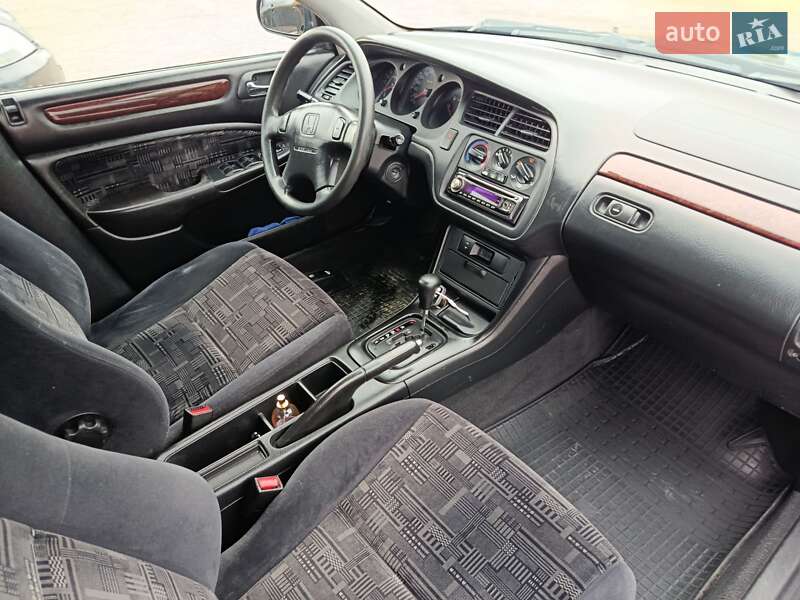 Седан Honda Accord 1999 в Білгороді-Дністровському