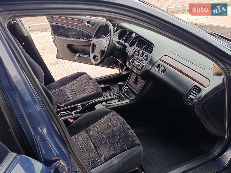 Седан Honda Accord 1999 в Білгороді-Дністровському