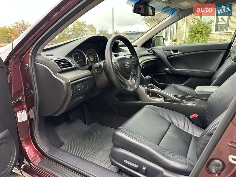 Седан Honda Accord 2010 в Харькове