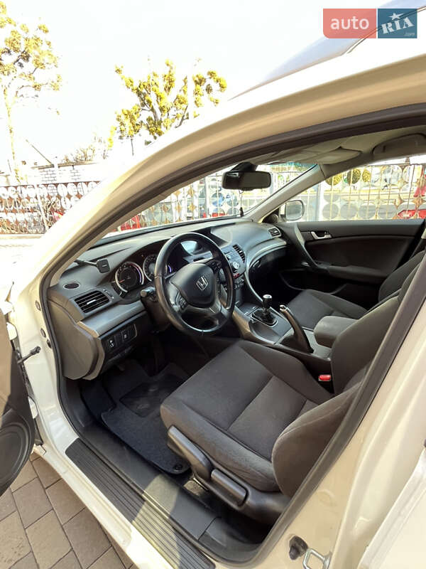 Универсал Honda Accord 2010 в Львове