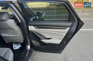 Седан Honda Accord 2017 в 