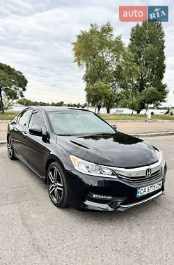 Седан Honda Accord 2017 в Черкасах