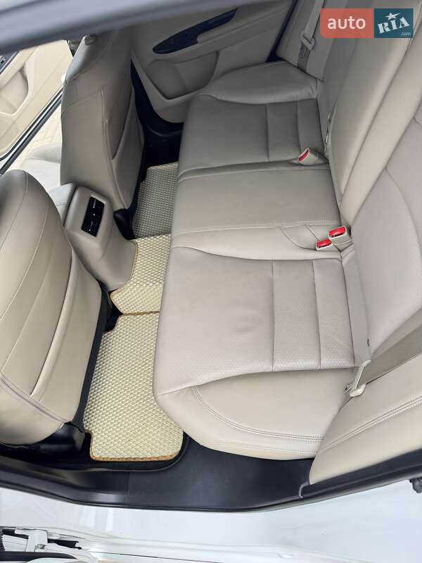 Седан Honda Accord 2015 в Хмельницком