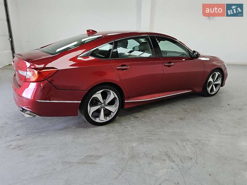 Седан Honda Accord 2017 в Тернополе