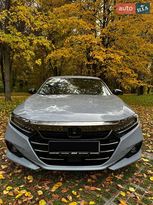 Седан Honda Accord 2022 в Києві
