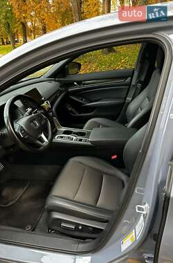 Седан Honda Accord 2022 в 