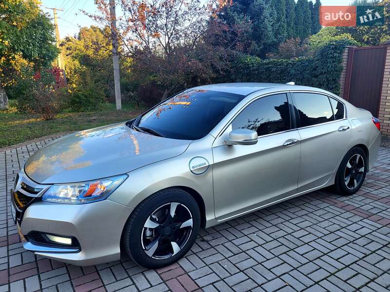Седан Honda Accord 2013 в Запорожье