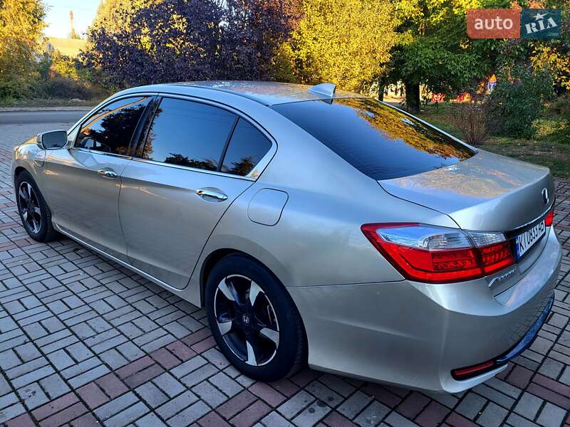 Седан Honda Accord 2013 в Запорожье