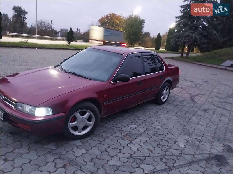 Седан Honda Accord 1993 в Дубні фото 4 Седан Honda Accord 1993 в Дубні