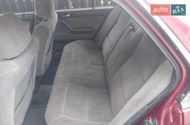 Седан Honda Accord 1993 в 