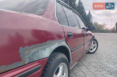 Седан Honda Accord 1993 в 