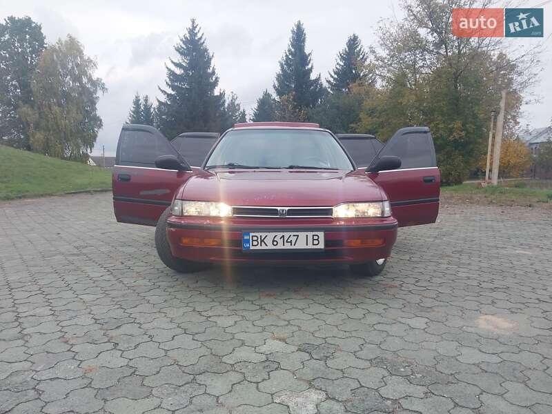 Седан Honda Accord 1993 в Дубні фото 26 Седан Honda Accord 1993 в Дубні