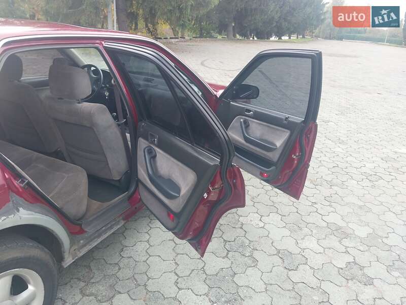 Седан Honda Accord 1993 в Дубні фото 37 Седан Honda Accord 1993 в Дубні