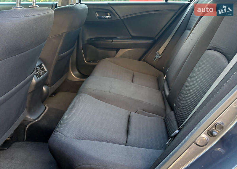 Седан Honda Accord 2013 в Ірпені