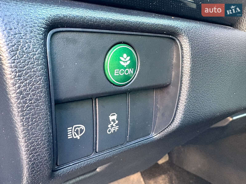 Седан Honda Accord 2013 в Ірпені