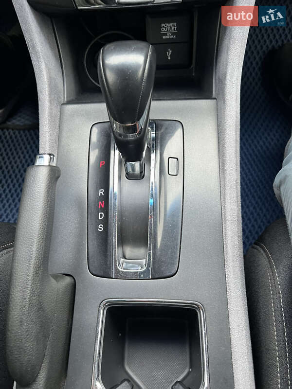 Седан Honda Accord 2013 в Виннице