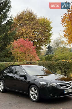Седан Honda Accord 2011 в Обухове