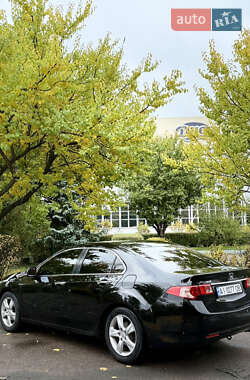 Седан Honda Accord 2011 в 