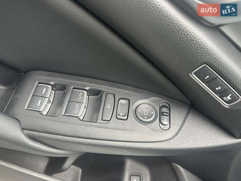 Седан Honda Accord 2018 в Киеве фото 52 Седан Honda Accord 2018 в Киеве