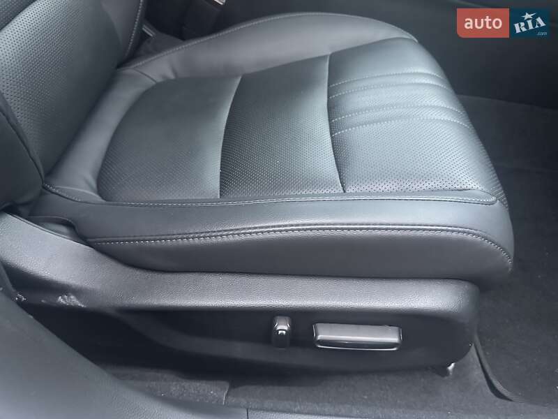 Седан Honda Accord 2018 в Киеве фото 23 Седан Honda Accord 2018 в Киеве