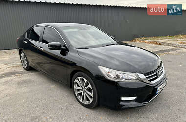 Седан Honda Accord 2013 в 