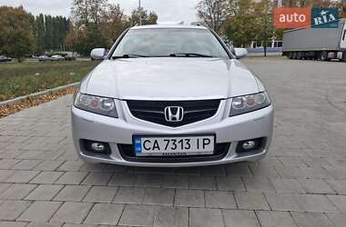 Универсал Honda Accord 2004 в 