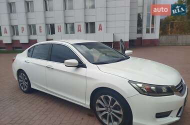 Седан Honda Accord 2015 в Каменском