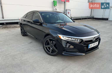 Седан Honda Accord 2018 в 