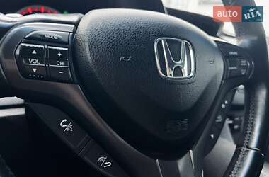Седан Honda Accord 2012 в 
