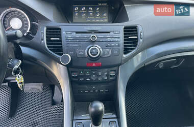 Седан Honda Accord 2011 в 