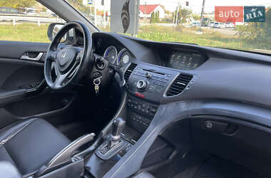 Седан Honda Accord 2011 в 