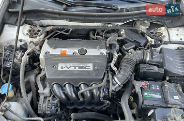 Седан Honda Accord 2011 в 