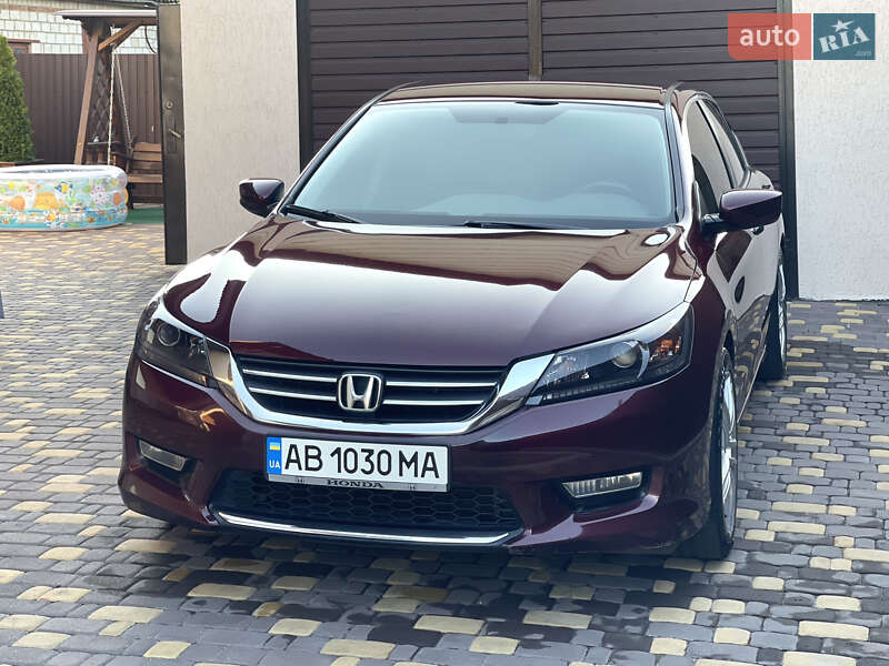 Седан Honda Accord 2013 в Тульчине