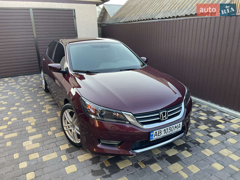 Седан Honda Accord 2013 в Тульчине
