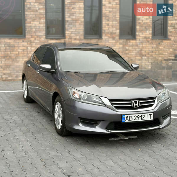 Седан Honda Accord 2014 в Виннице