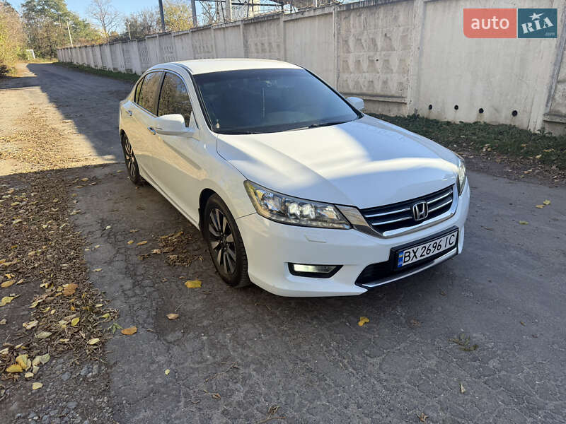 Седан Honda Accord 2013 в Киеве фото 2 Седан Honda Accord 2013 в Киеве