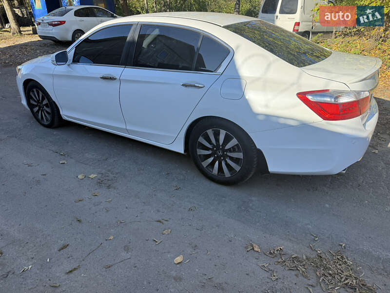 Седан Honda Accord 2013 в Киеве фото 9 Седан Honda Accord 2013 в Киеве
