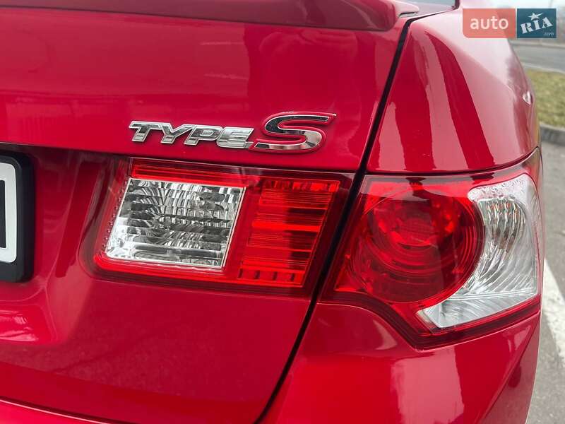 Седан Honda Accord 2008 в Гайсине