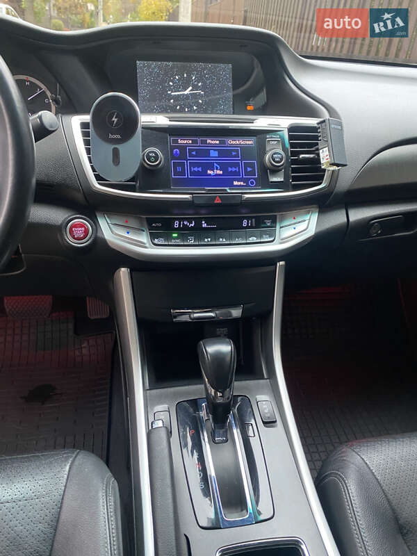 Седан Honda Accord 2012 в Киеве фото 11 Седан Honda Accord 2012 в Киеве