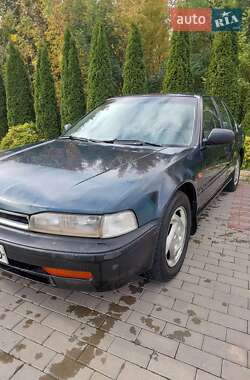 Седан Honda Accord 1993 в Ровно