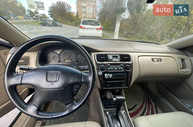 Купе Honda Accord 1998 в  фото 9 Купе Honda Accord 1998 в