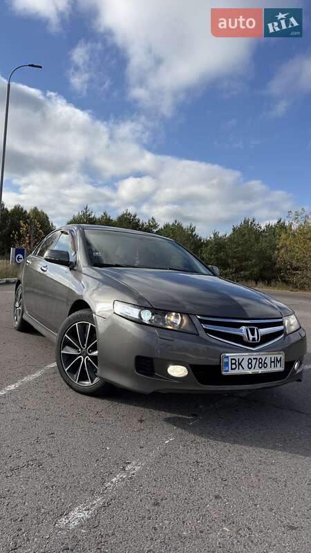 Седан Honda Accord 2007 в Сарнах