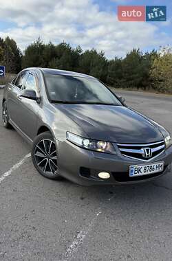 Седан Honda Accord 2007 в  фото 3 Седан Honda Accord 2007 в